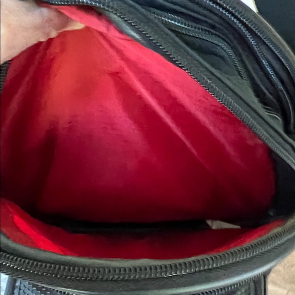 Travel Pro Black  expandable purse - Picture 4 of 7